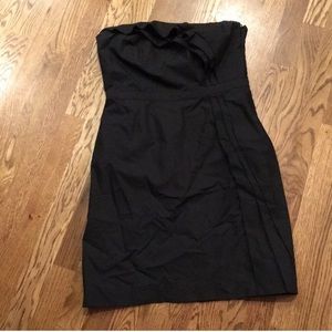3 For $10 🎉 LOFT Dress